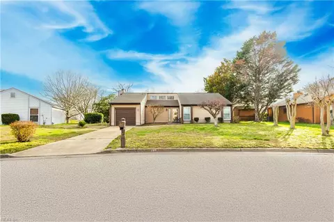 1311 Cypress Pl, Chesapeake, VA 23320