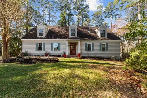 504 Cannon Dr, Carrollton, VA 23314