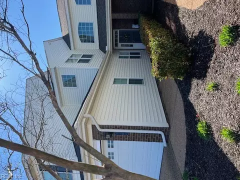 1104 Whitburn Ter, Chesapeake, VA 23322