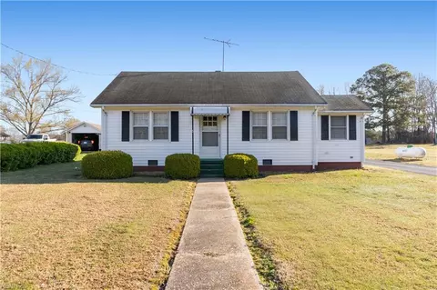 35305 General Mahone Blvd, Ivor, VA 23866