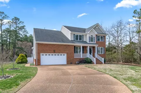 11 Elm St, Poquoson, VA 23662