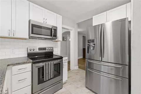 201 Chautauqua Ave, Portsmouth, VA 23707