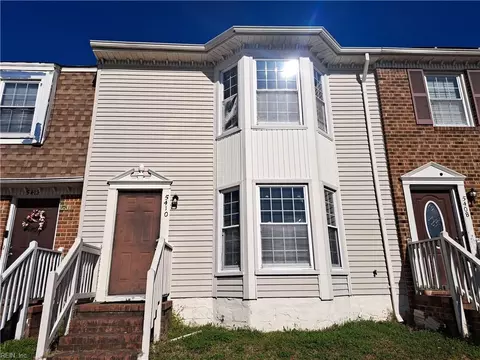 5410 Scholarship Dr, Virginia Beach, VA 23462