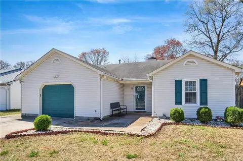 743 Michelle Dr, Newport News, VA 23601