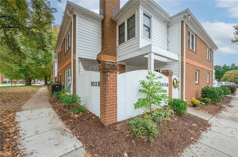 103 Sudbury Way #H, Yorktown, VA 23693