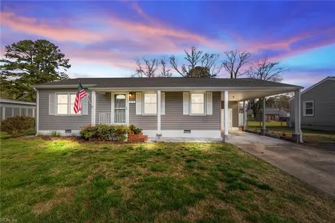 25 Bedford Rd, Newport News, VA 23601