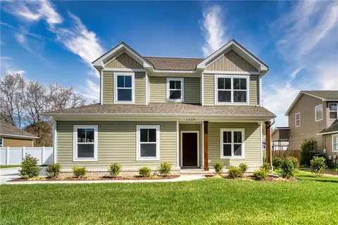 1229 Waters Rd, Chesapeake, VA 23322