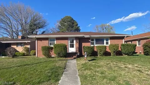 1214 Parkside Ave, Hampton, VA 23669
