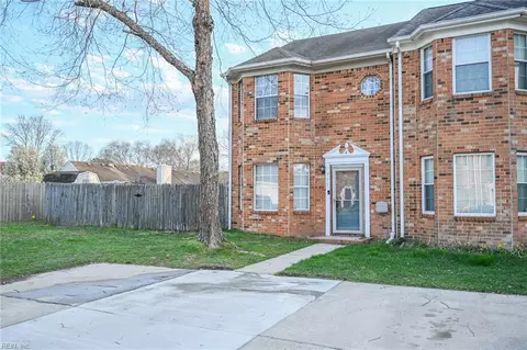 705 Sutherland Dr, Chesapeake, VA 23320
