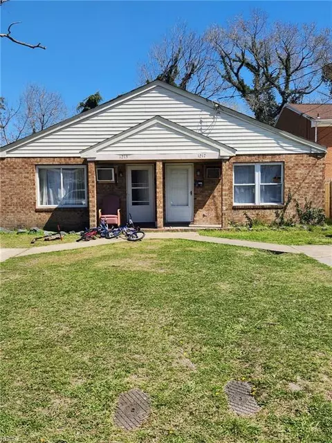 1215 Hoover Ave, Chesapeake, VA 23324