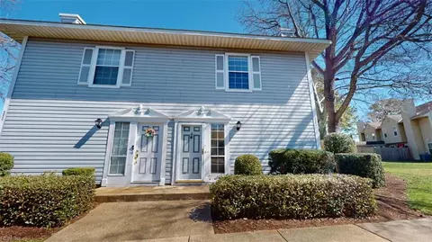 5202 Jasmine Ct, Virginia Beach, VA 23464