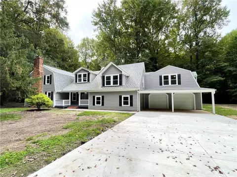 517 Peaceful Rd, Chesapeake, VA 23322