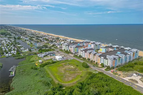 3738 Sandpiper Rd #232B, Virginia Beach, VA 23456