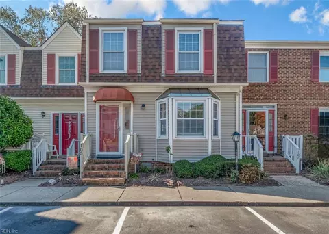 105 Burnt Bridge Way, Yorktown, VA 23692