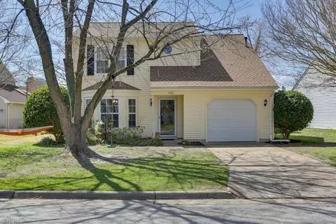 913 Enon Ct, Virginia Beach, VA 23454