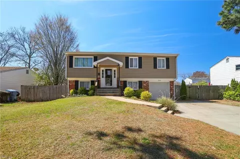 865 Stratford Hall Dr, Virginia Beach, VA 23452