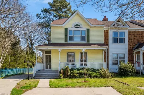 2100 Queen Annes Ct, Carrollton, VA 23314