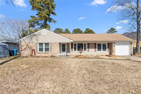 1724 Placid Ct, Virginia Beach, VA 23453