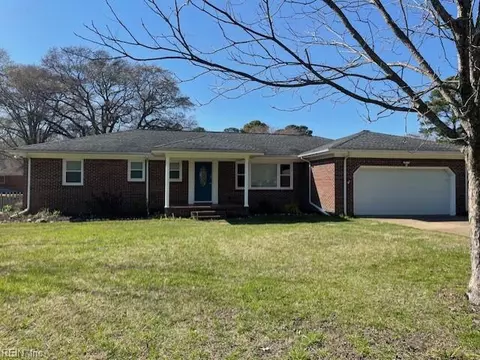 1117 Kittery Dr, Virginia Beach, VA 23464