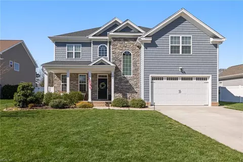 704 Jubilee Ct, Chesapeake, VA 23322