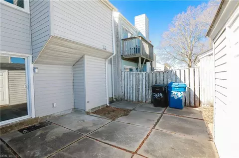 3633 Ship Chandlers Whrf Wharf, Virginia Beach, VA 23453