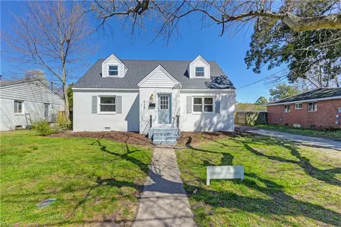 514 Butterworth St, Norfolk, VA 23505
