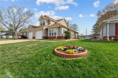 103 Thornrose Dr, Yorktown, VA 23692