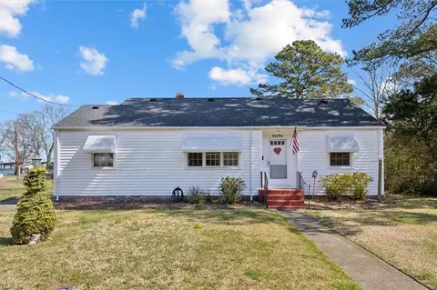 43 Greenbrier Rd, Portsmouth, VA 23707