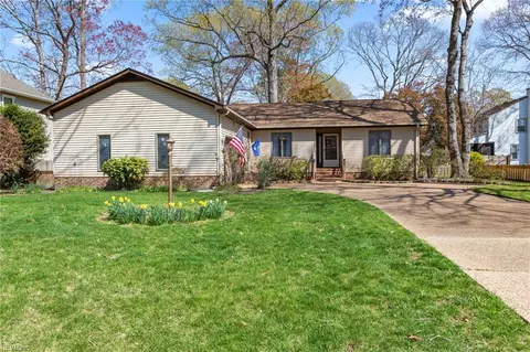 403 Tabb Lakes Dr, Yorktown, VA 23693