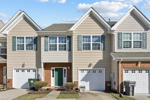 205 Monticello Ct, Smithfield, VA 23430
