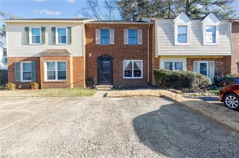 524 Lake Havasu Dr, Virginia Beach, VA 23454