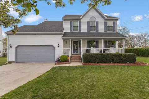 6710 W Dickens Ct, Suffolk, VA 23435