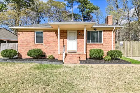 240 Gimbert Dr, Virginia Beach, VA 23452