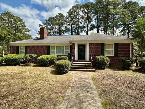 520 N Broad St, Suffolk, VA 23434