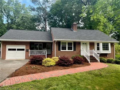 143 Milstead Rd, Newport News, VA 23606