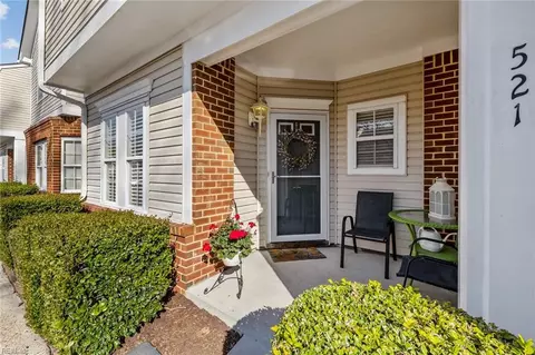 521 Trolley Xing, Chesapeake, VA 23320