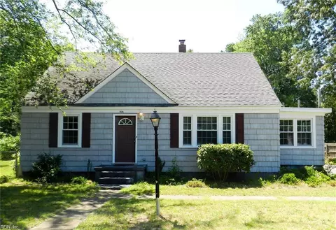 1028 Geneva Ave, Chesapeake, VA 23323