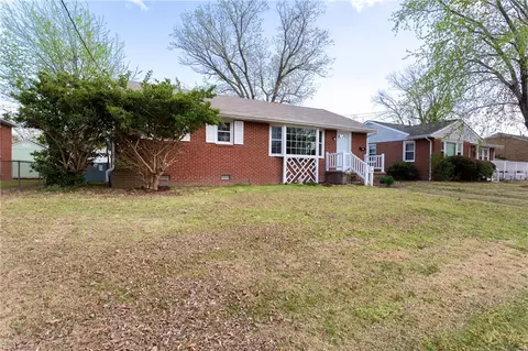 1410 Old Buckroe Rd, Hampton, VA 23663