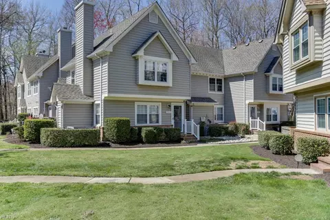 704 Meherrin River Ct #I, Chesapeake, VA 23320