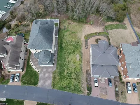 34 Channel Ln, Hampton, VA 23664 photo 2