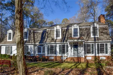 26438 Walters Hwy, Windsor, VA 23487