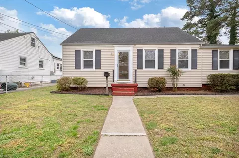 305 E Westmont Ave, Norfolk, VA 23503