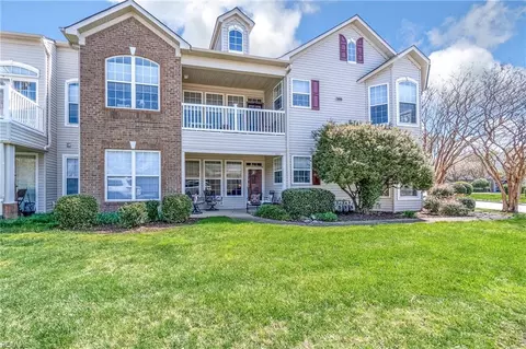 1001 Grand Oak Ln, Virginia Beach, VA 23455