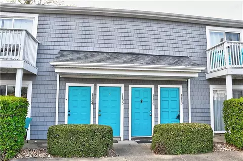 1150 Indian Rd, Virginia Beach, VA 23451