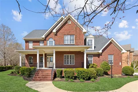 332 Vespasian Cir, Chesapeake, VA 23322