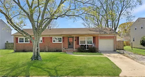 5305 Sir Barton Dr, Virginia Beach, VA 23462