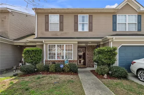 133 Horse Run Dr, Chesapeake, VA 23322