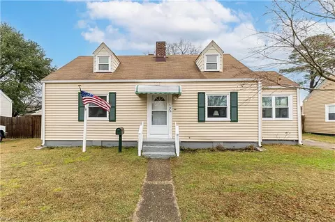 506 Fishermans Rd, Norfolk, VA 23503