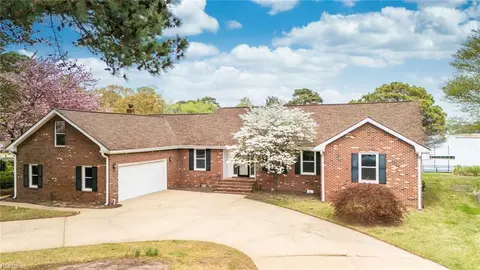 124 E Severn Rd, Norfolk, VA 23505