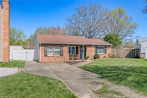 5108 Elton Ct, Virginia Beach, VA 23466